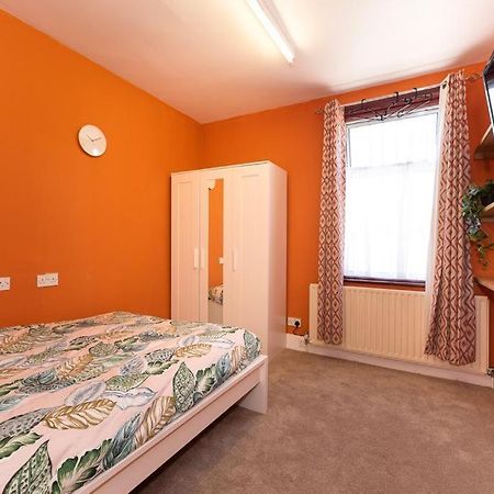 Barking Road Comfy House Daire Londra Dış mekan fotoğraf