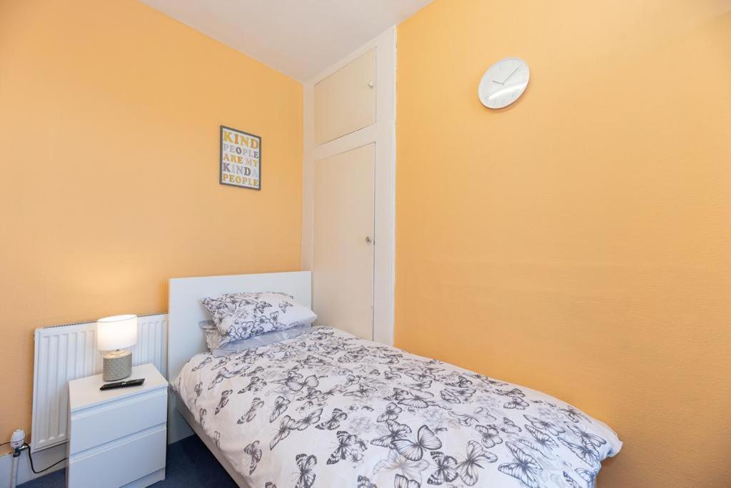 Barking Road Comfy House Daire Londra Dış mekan fotoğraf