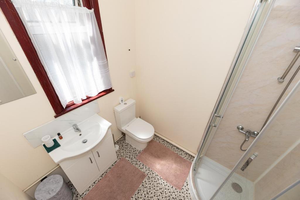 Barking Road Comfy House Daire Londra Dış mekan fotoğraf